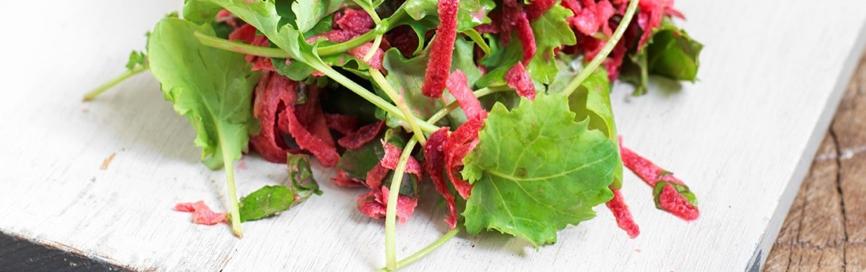 Rohkostsalat mit jungem Grünkohl