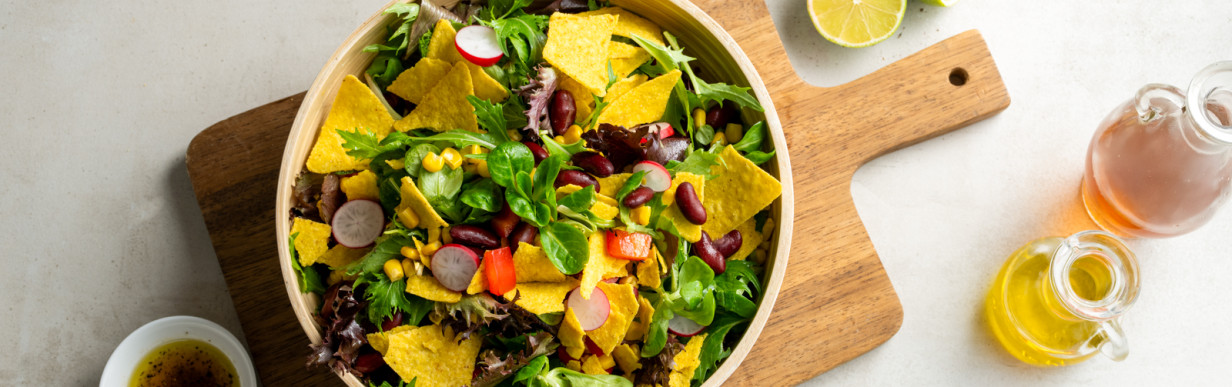 Florette Fit & Vital Salat mit Limetten-Dressing & Tortilla-Crunch